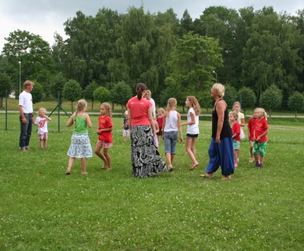 Rotaļās