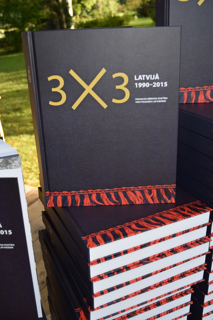 Grāmata 3x3 Latvijā. 1990-2015 tika svinīgi atvērta 2016. gada jūlijā Kuldīgas novada Pelču 3x3 saieta laikā.